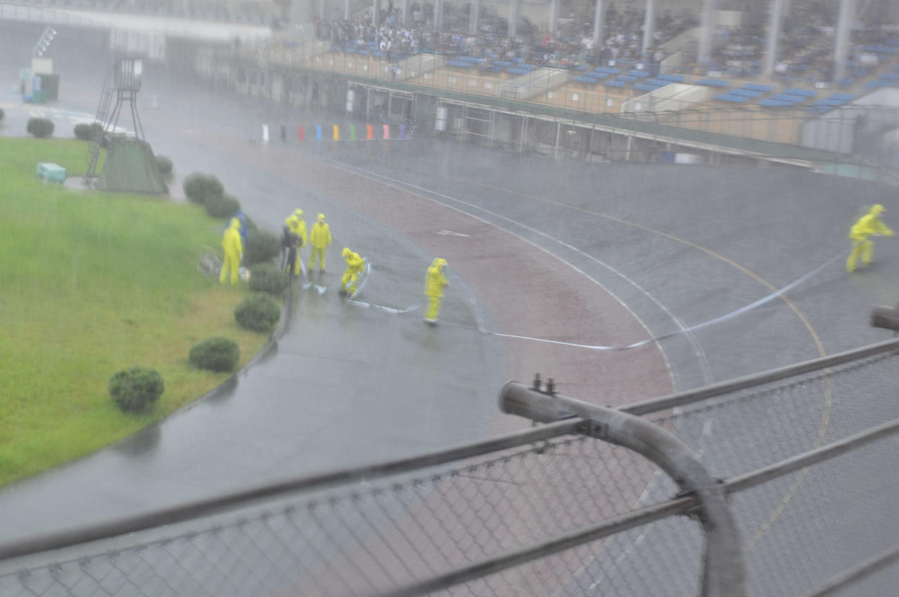 ゲリラ豪雨に見舞われた福井競輪場（2022年7月9日撮影）