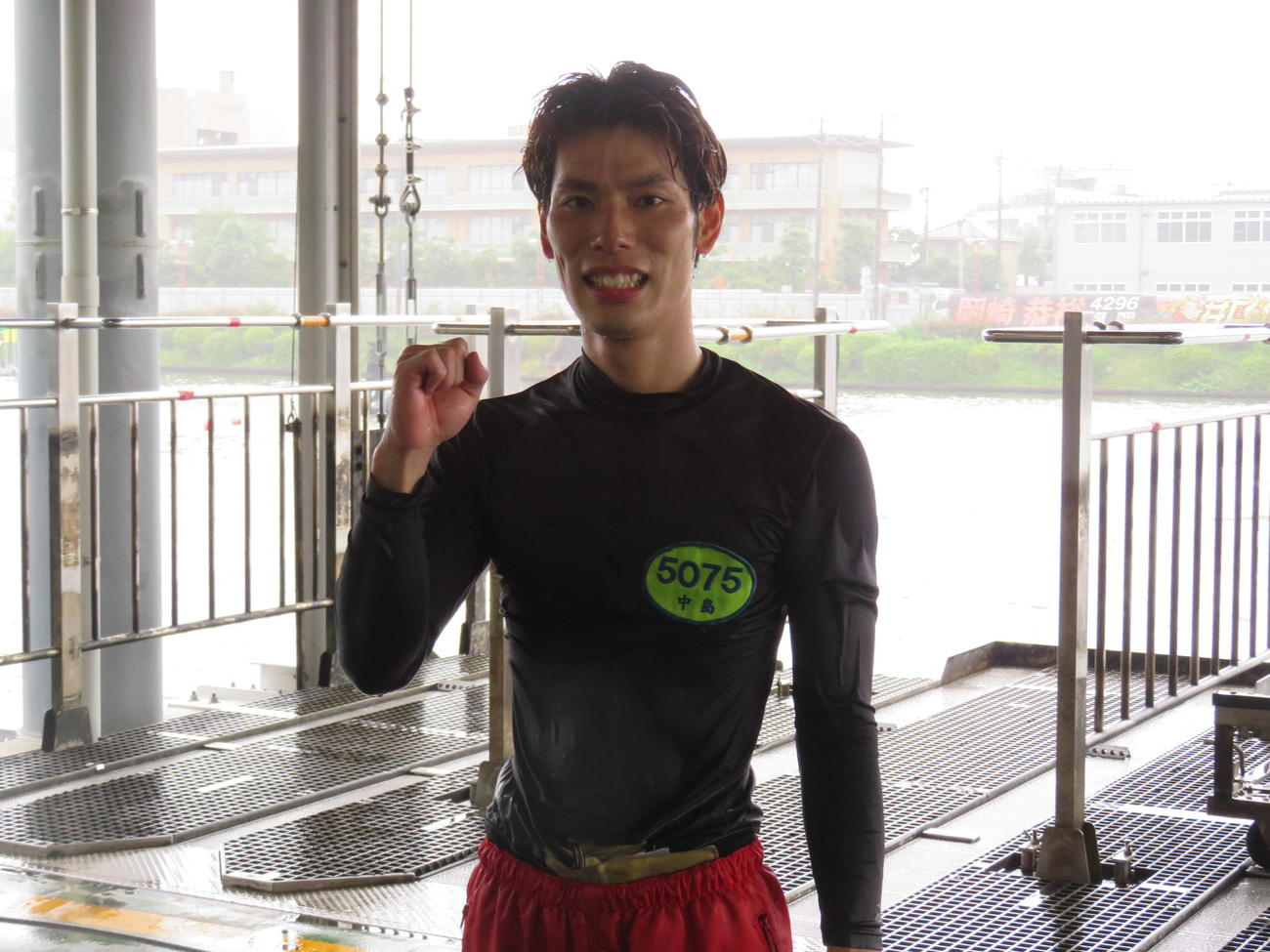 G2初勝利の祝福を受けた中島秀治