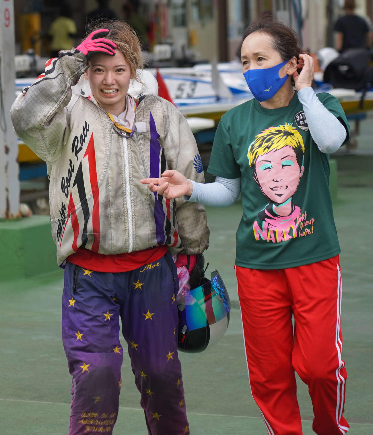 松瀬弘美（右）が、平和島5度目の優出を狙う（左は川井萌）（撮影・木村重成）