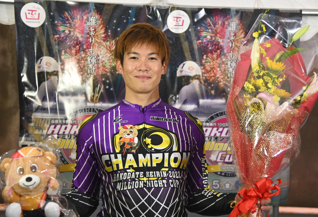 坂本貴史がデビュー14年でうれしいG3初優勝