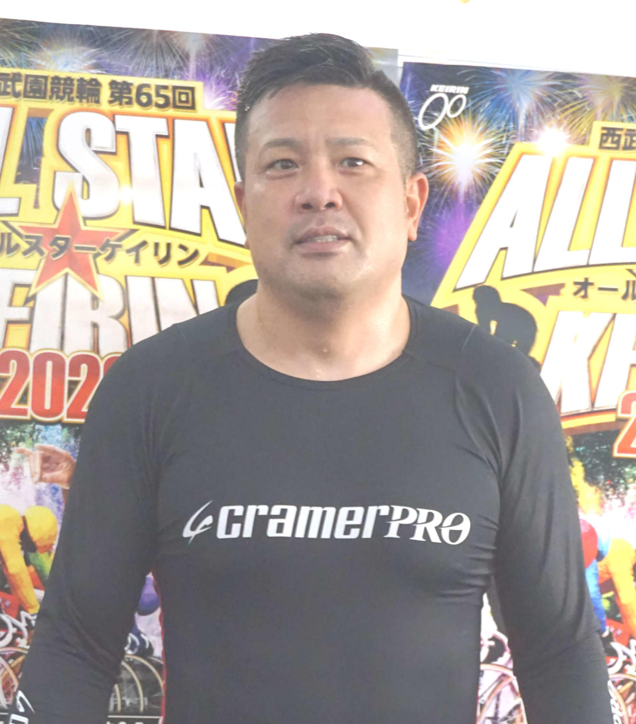 山田庸平を利して混戦を断ちたい荒井崇博