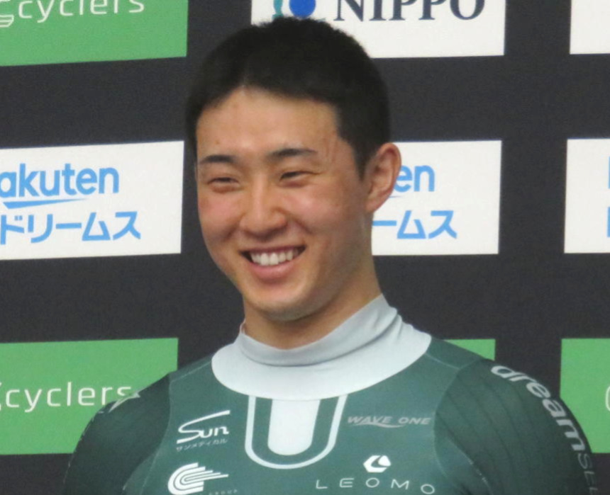 中野慎詞