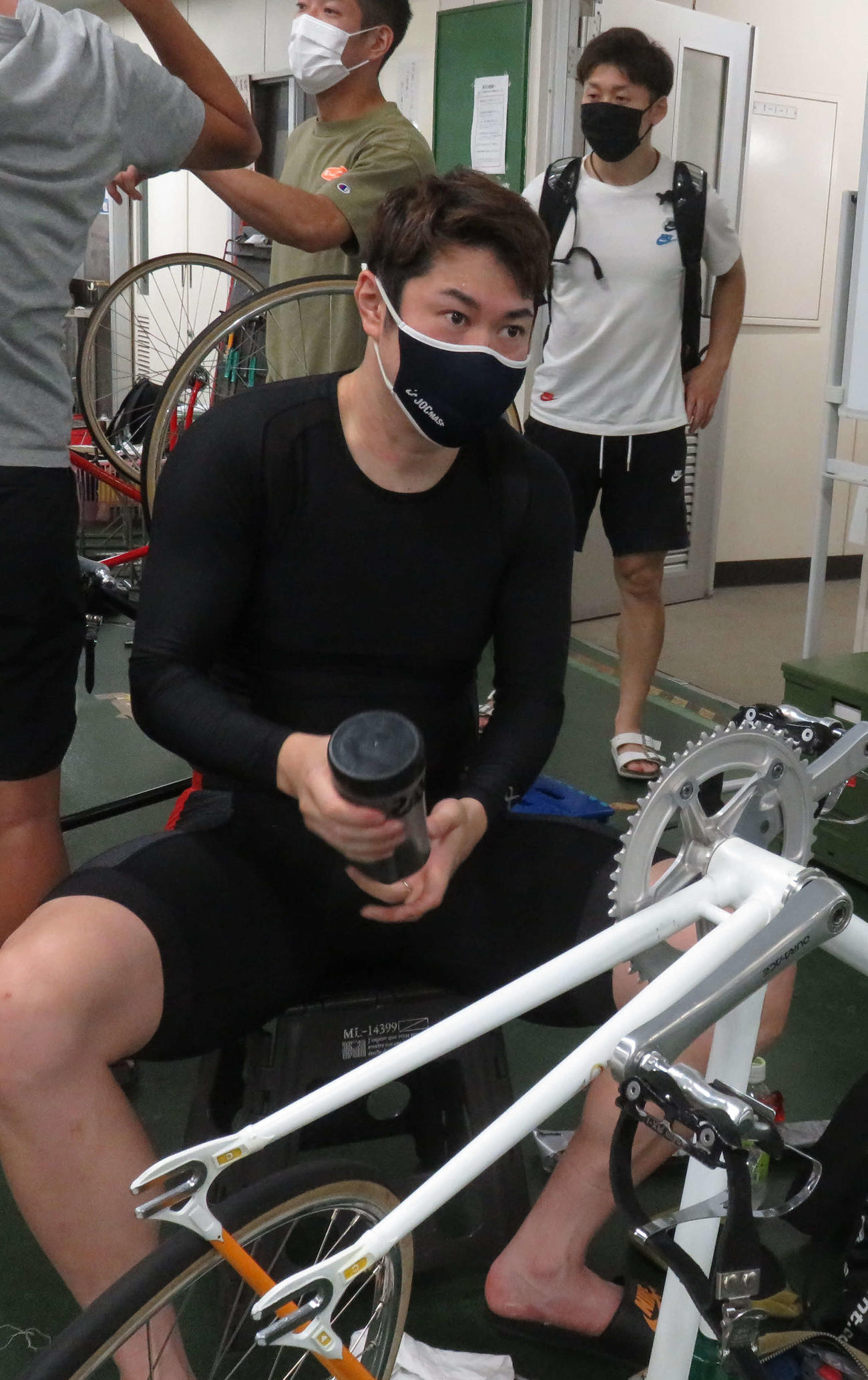 リズム回復を実感して決勝を迎える根田空史（撮影・野島成浩）