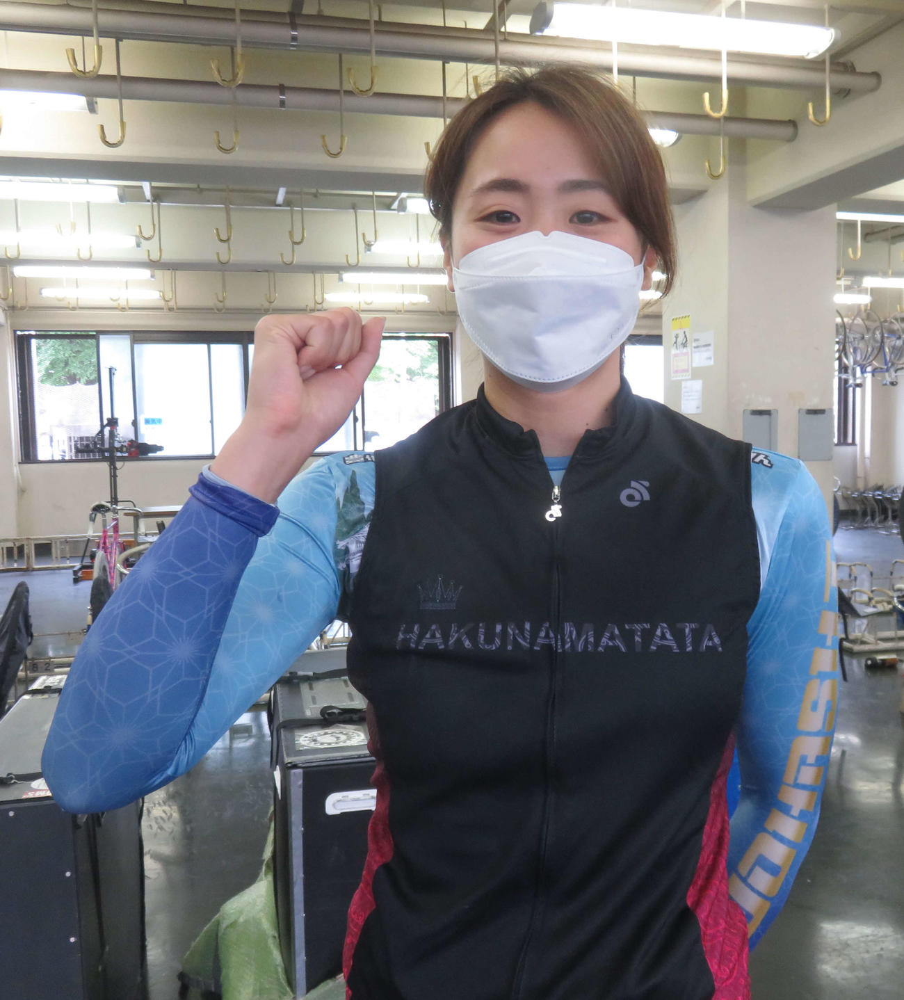 セッティングを修正して逆転決勝進出を狙う中嶋里美（撮影・栗田文人）