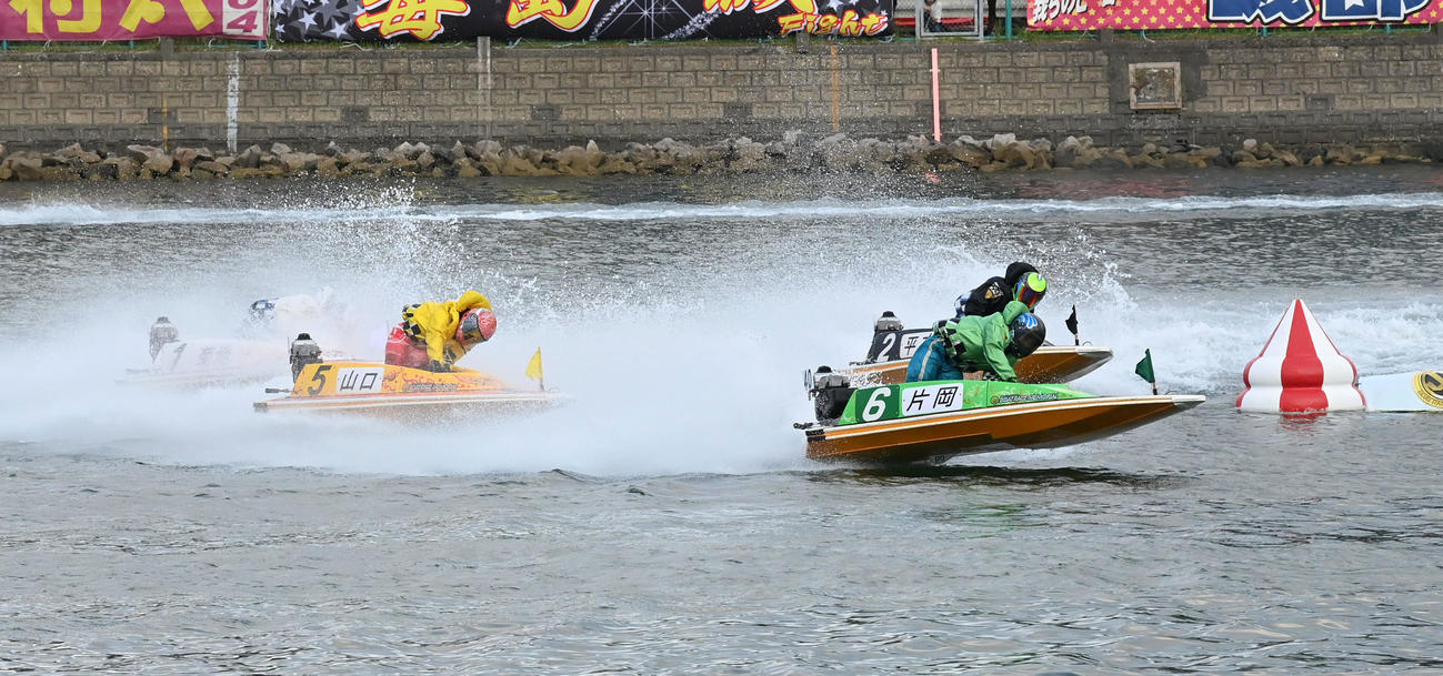 浜名湖優勝戦1周2マーク（撮影・前岡正明）