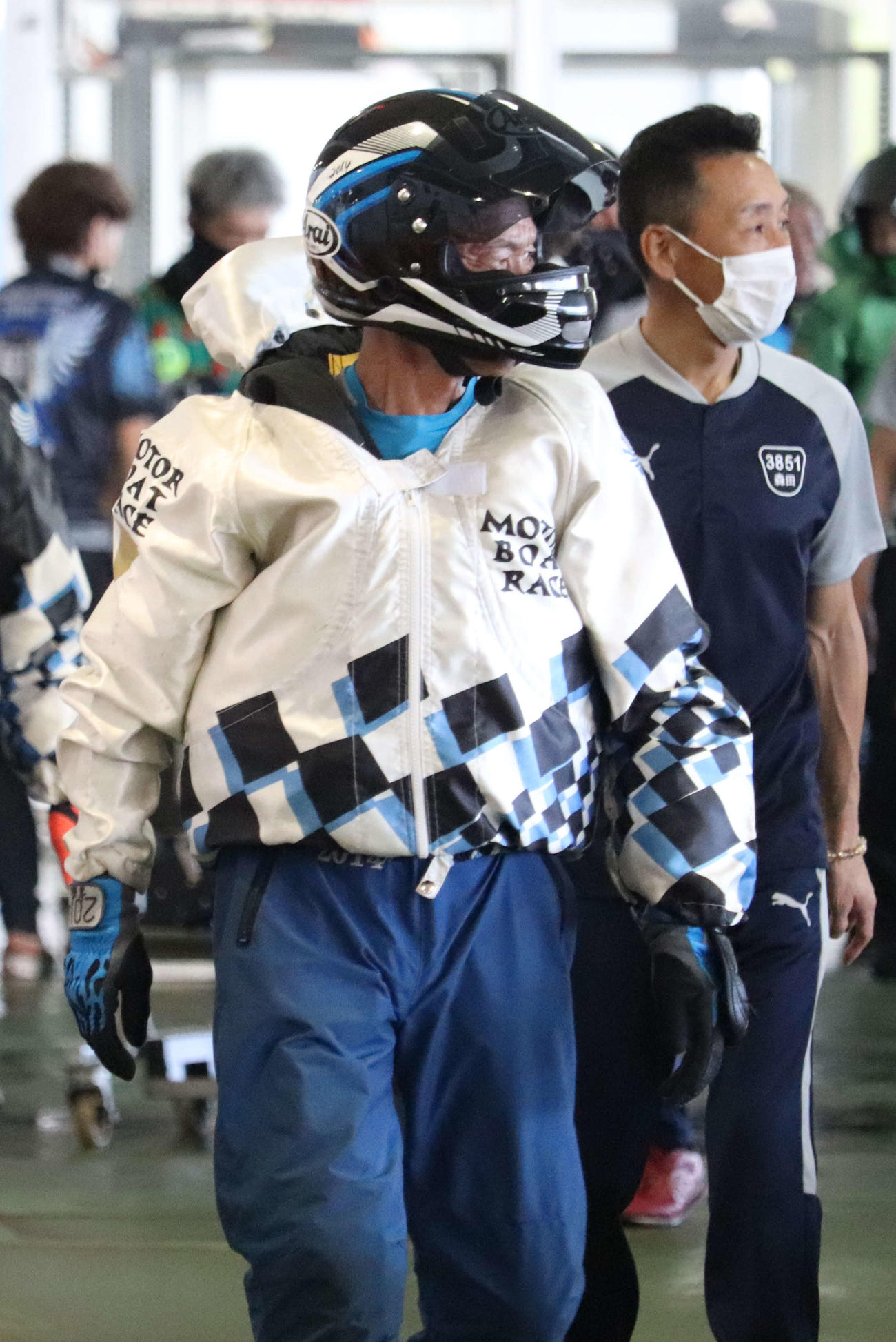 高塚清一が闘志あふれる走りで連勝を飾った