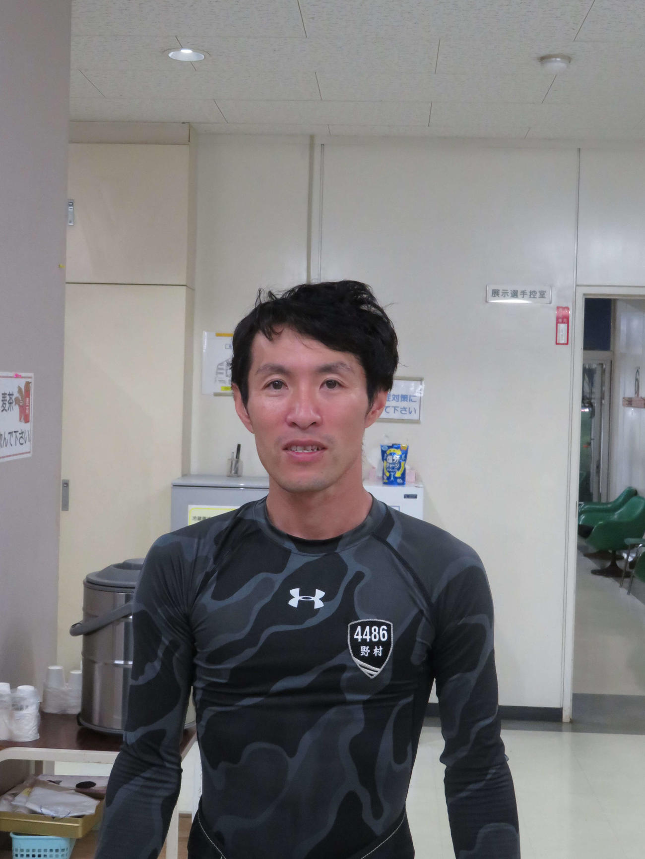 初日9Rを逃げてデビュー通算500勝目を挙げた野村誠