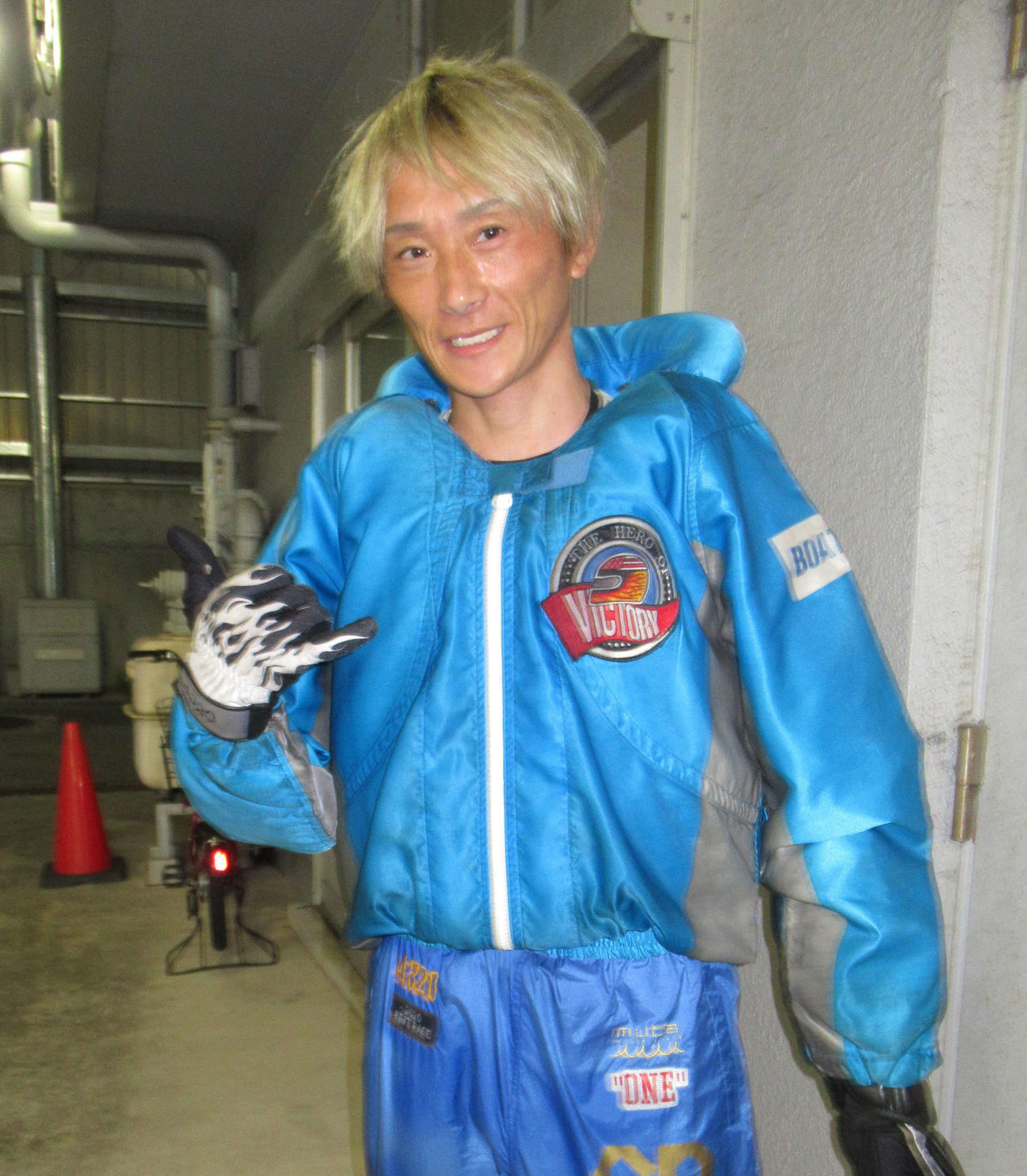3日目連勝を飾った峰竜太（撮影・奈島宏樹）