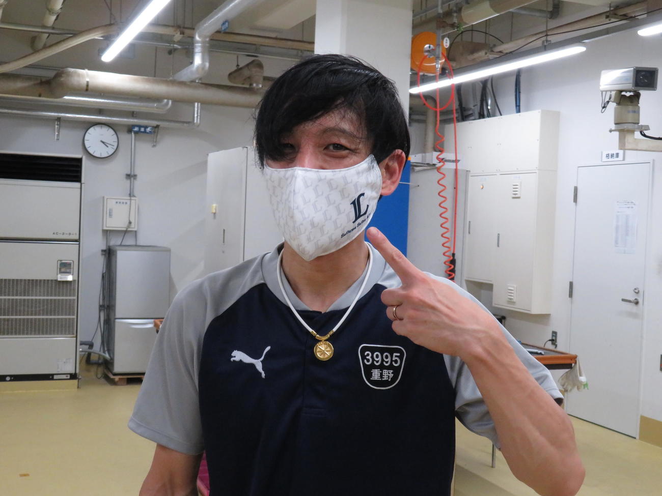 「30年来のファンなんです」と西武ライオンズマスクを愛用する重野哲之