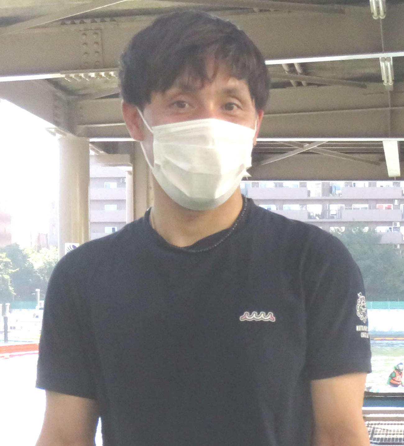 前節の優勝機を引いて意気込む平野和明