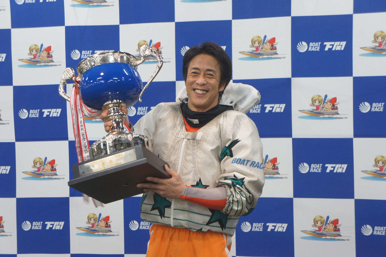 田中信一郎がイン速攻で通算91度目の優勝を飾った