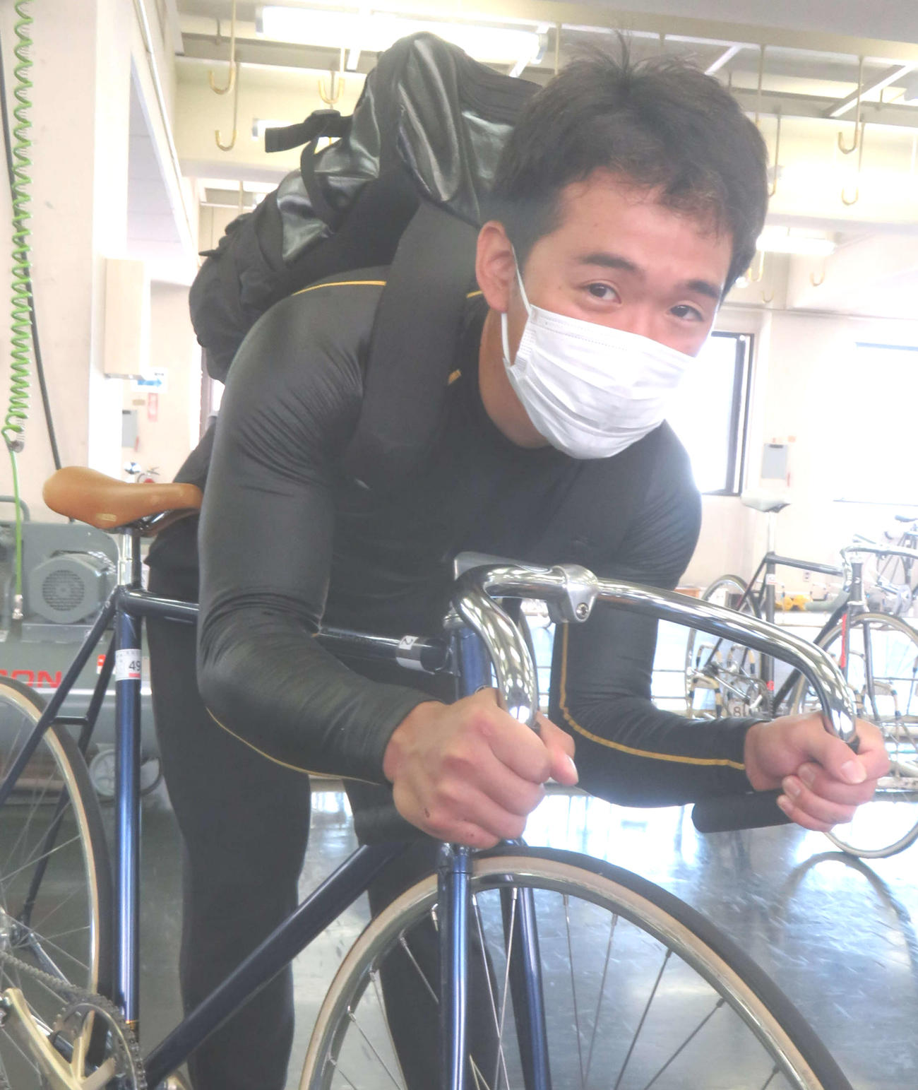師匠から譲られたフレームがフィットしている堀江省吾