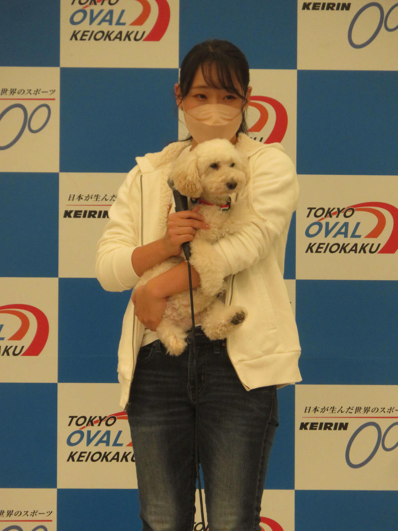 京王閣で元ガールズケイリンの高木真備さんがトークショーを行った