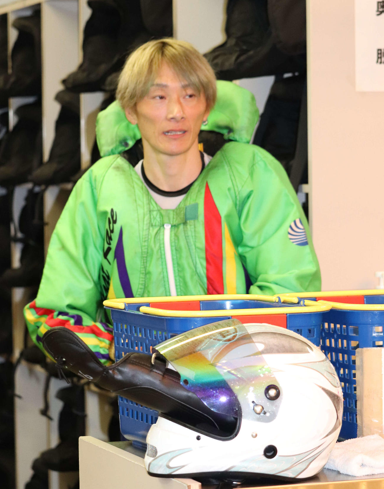 峰竜太が不利枠を克服して無傷の3連勝を決めた（撮影・神田成史）
