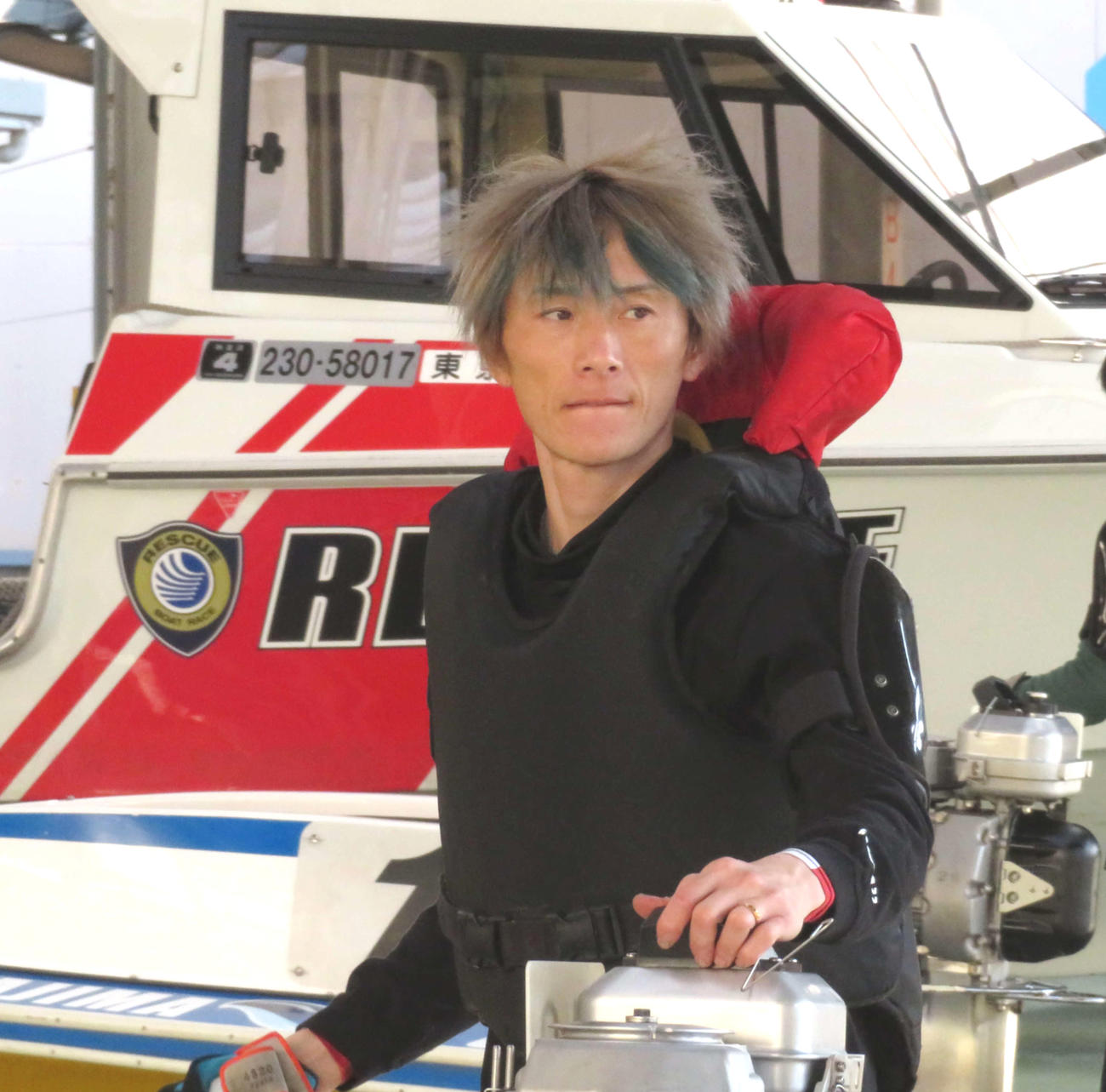 峰竜太が復帰後、初となる関東のレース場に登場（撮影・古村亮）