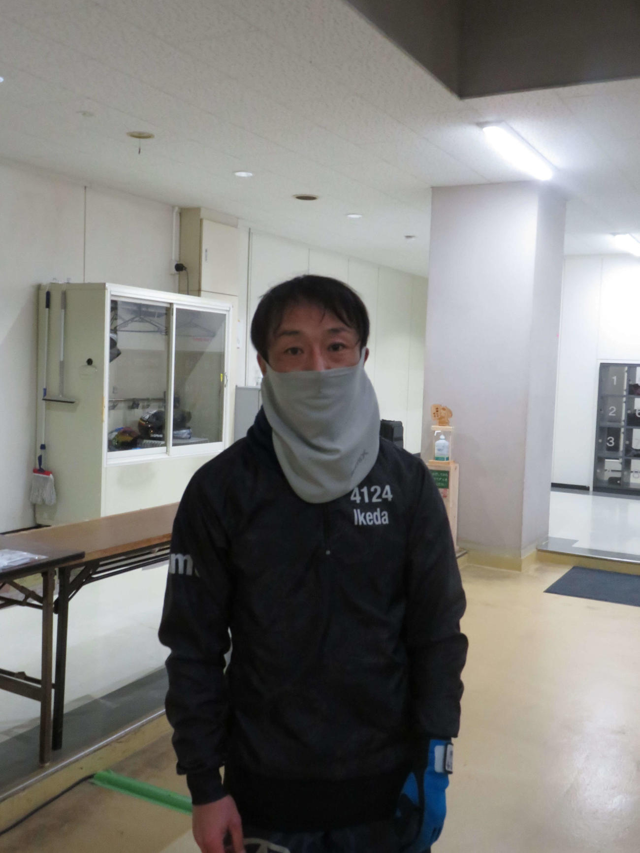 池田雄一がエース36号機のペラ調整を急ピッチで進める
