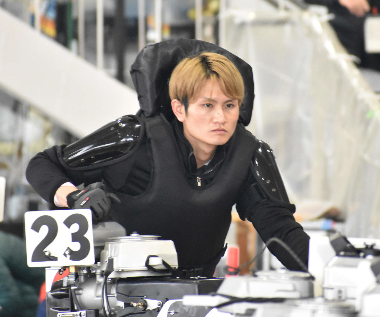 選手代表の地元・溝口海義也が活躍を図る
