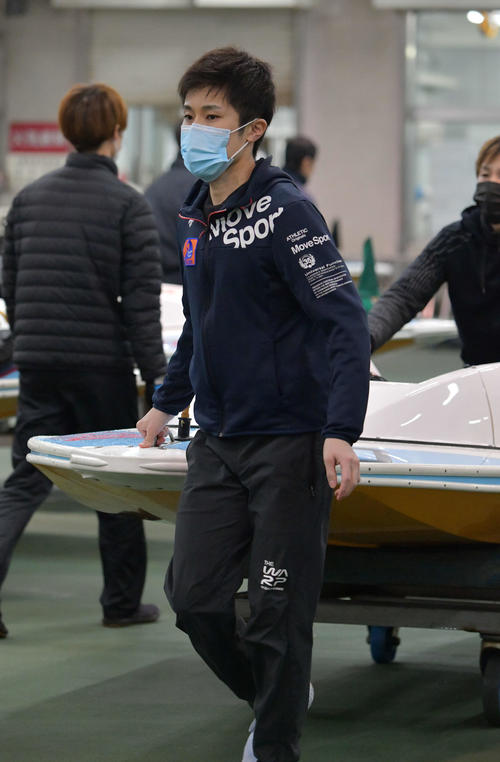 松山将吾は連勝で巻き返して準優進出が見えた 乗り心地重視の調整に変えてレース足軽快に/下関 - ボート : 日刊スポーツ