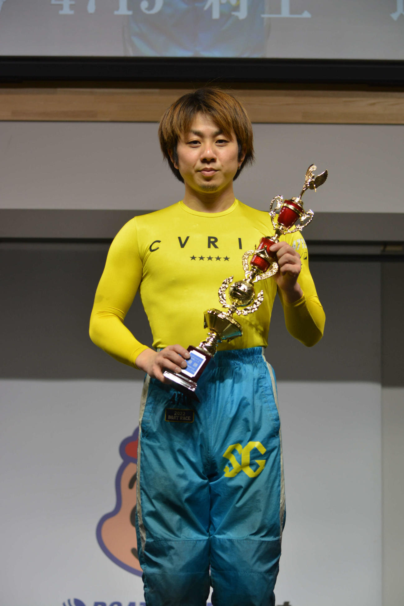 今年4度目の優勝を飾った村上遼