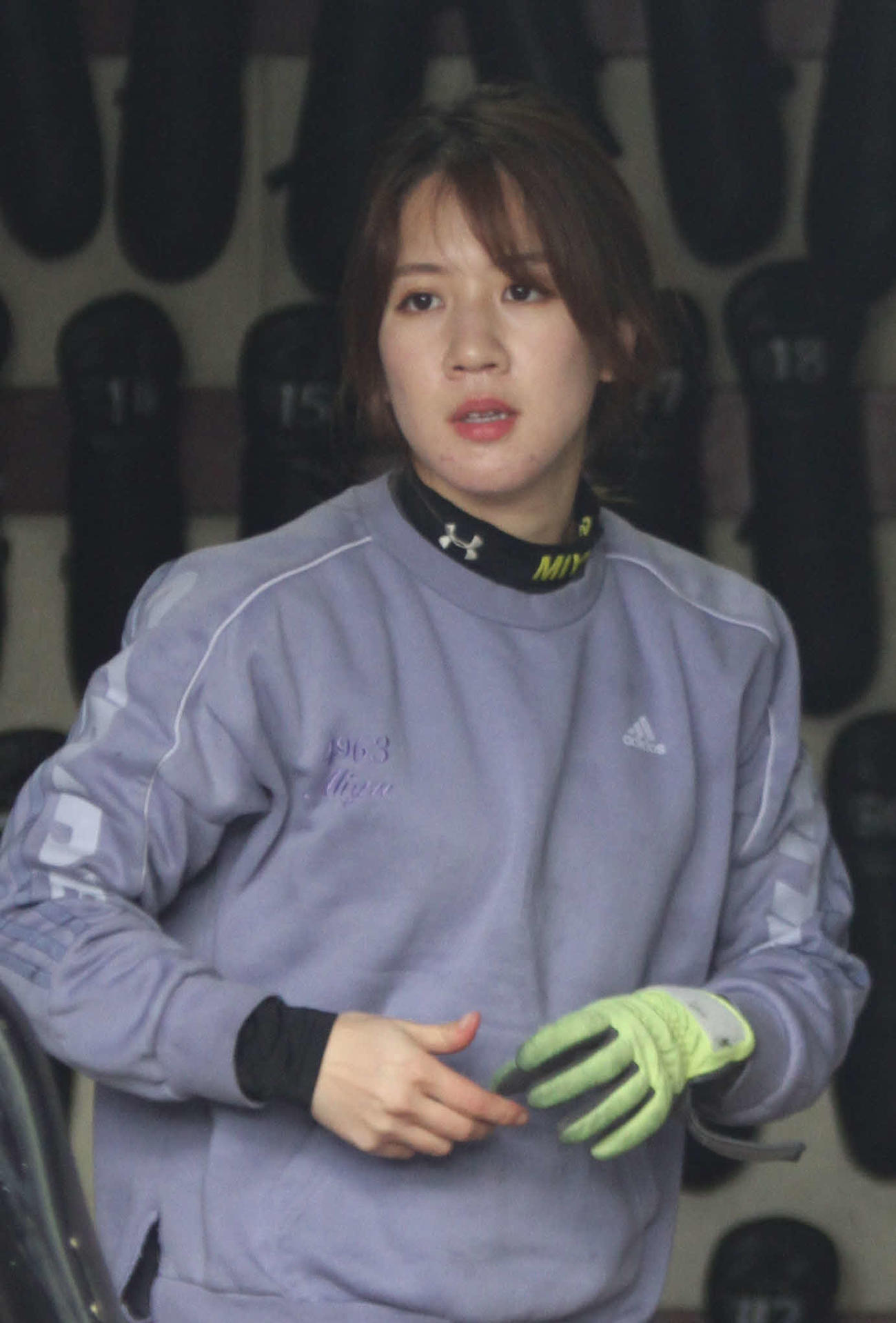 混合戦の中で実森美祐が初日連勝を飾った