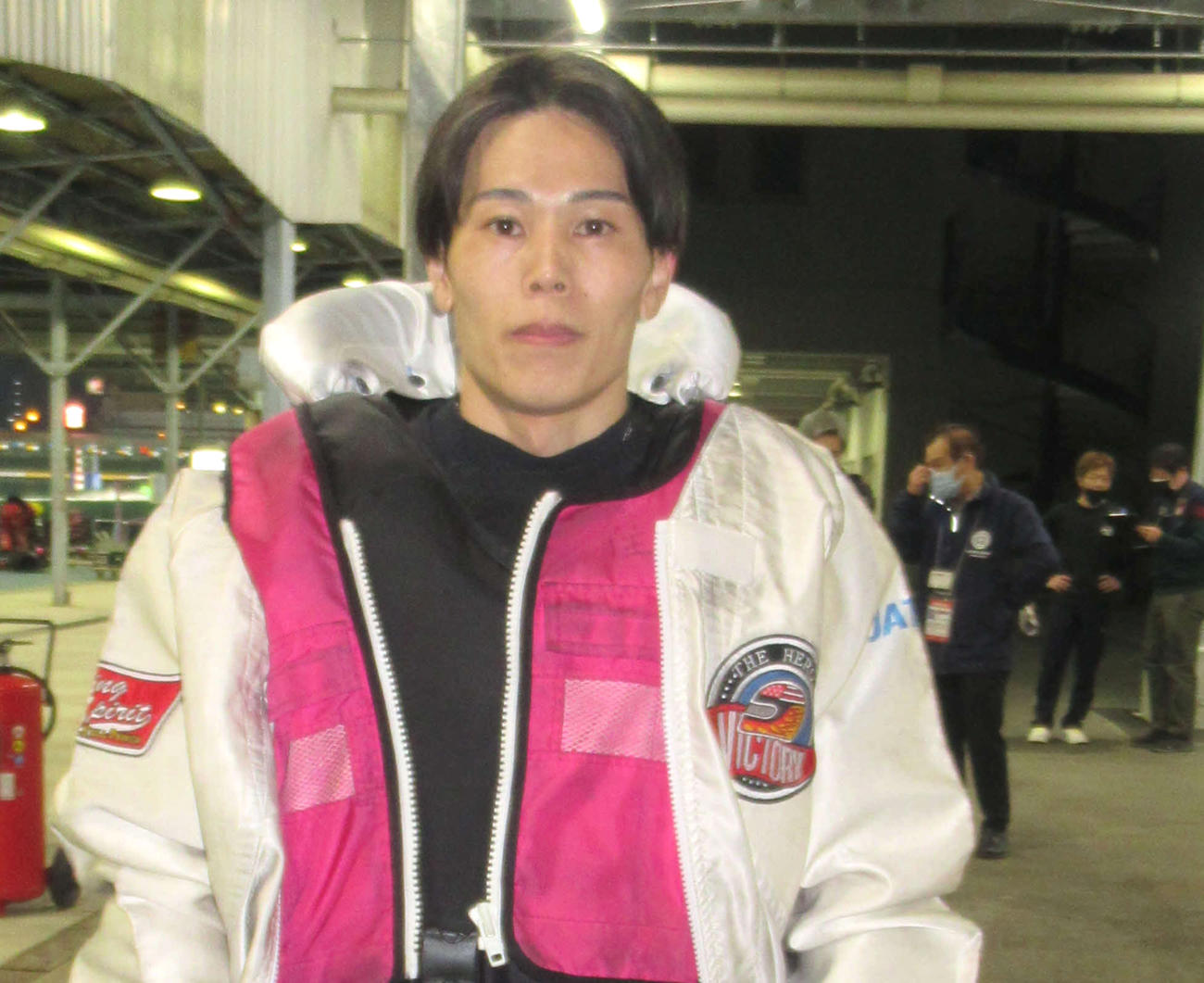 2枠春園功太がノーハンマーで優勝を狙う（撮影・奈島宏樹）