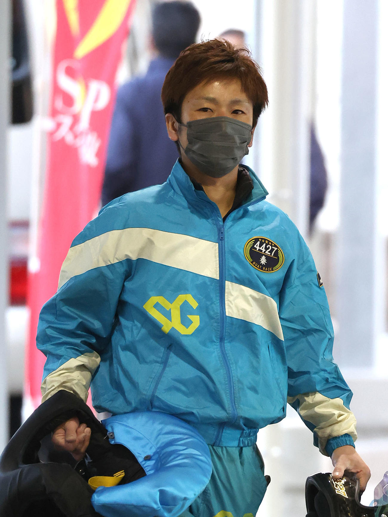 秦英悟