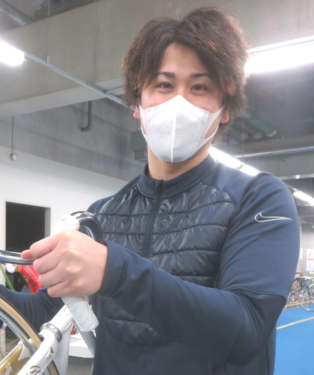 会沢龍から譲り受けた自転車がフィットしている太田将成