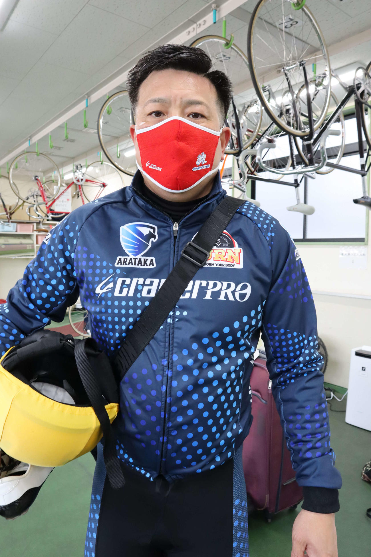 荒井崇博が地元初戦を白星で飾る