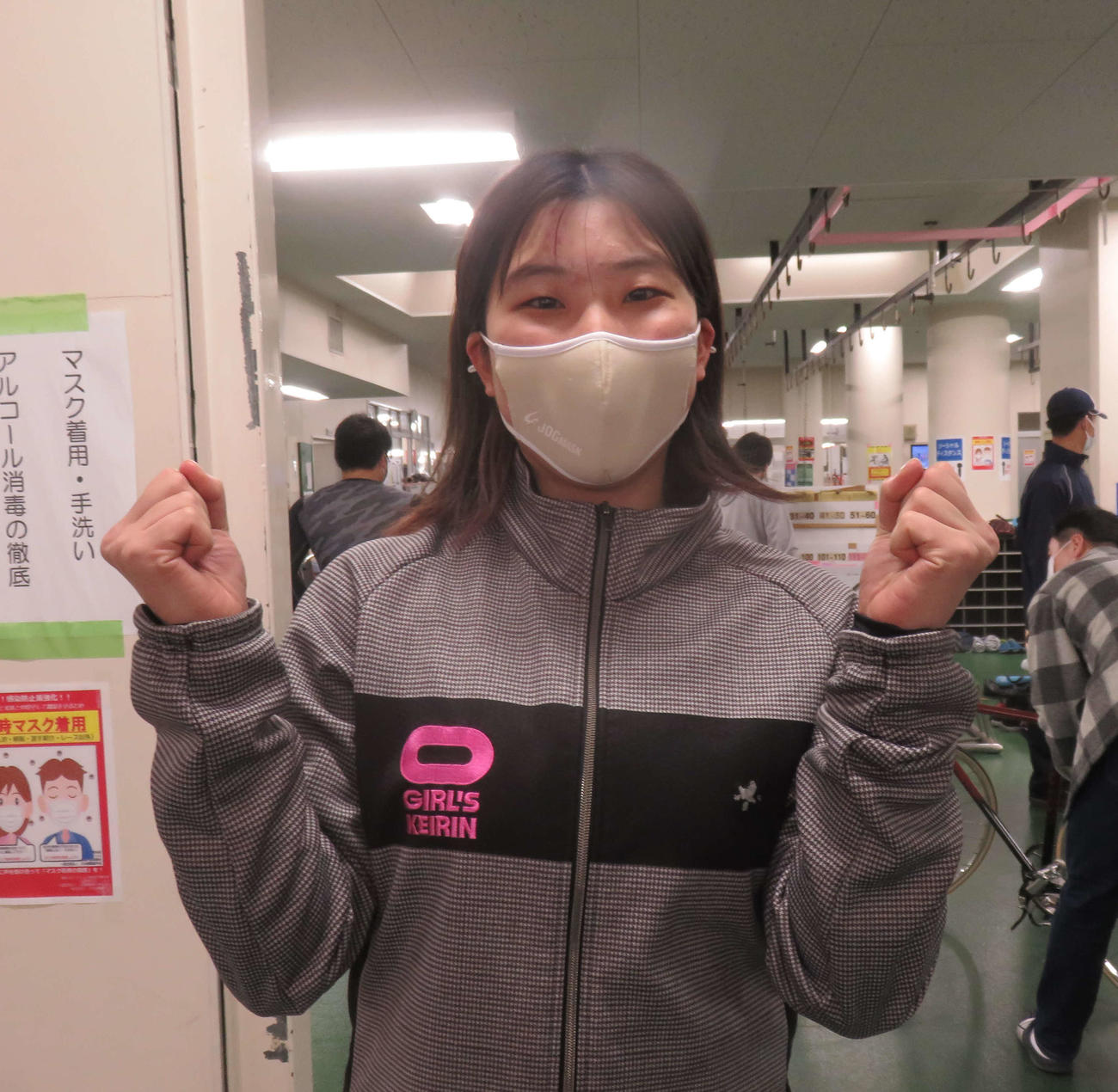 巻き返しを期す小林真矢香（撮影・栗田文人）