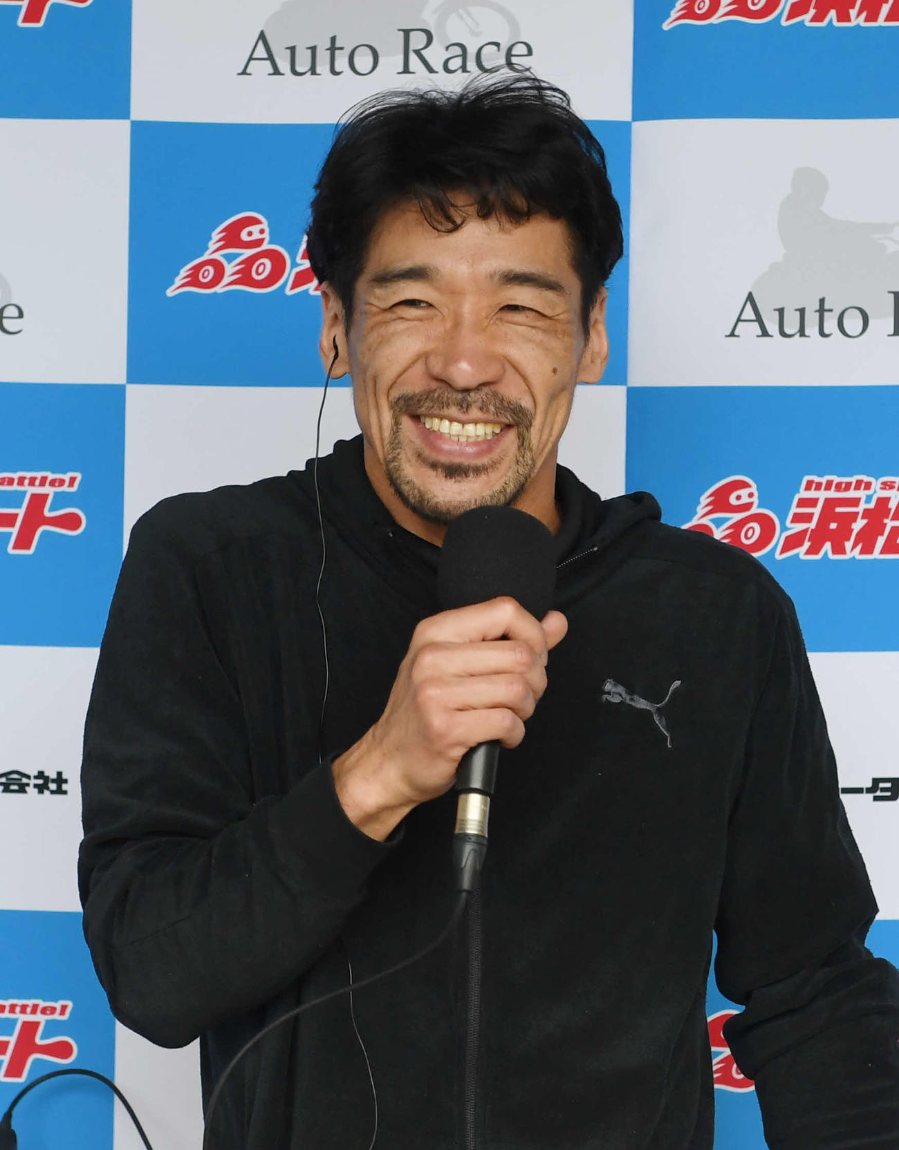 勝負駆けに追い込まれた谷津圭治が速攻を決めて予選を通過した