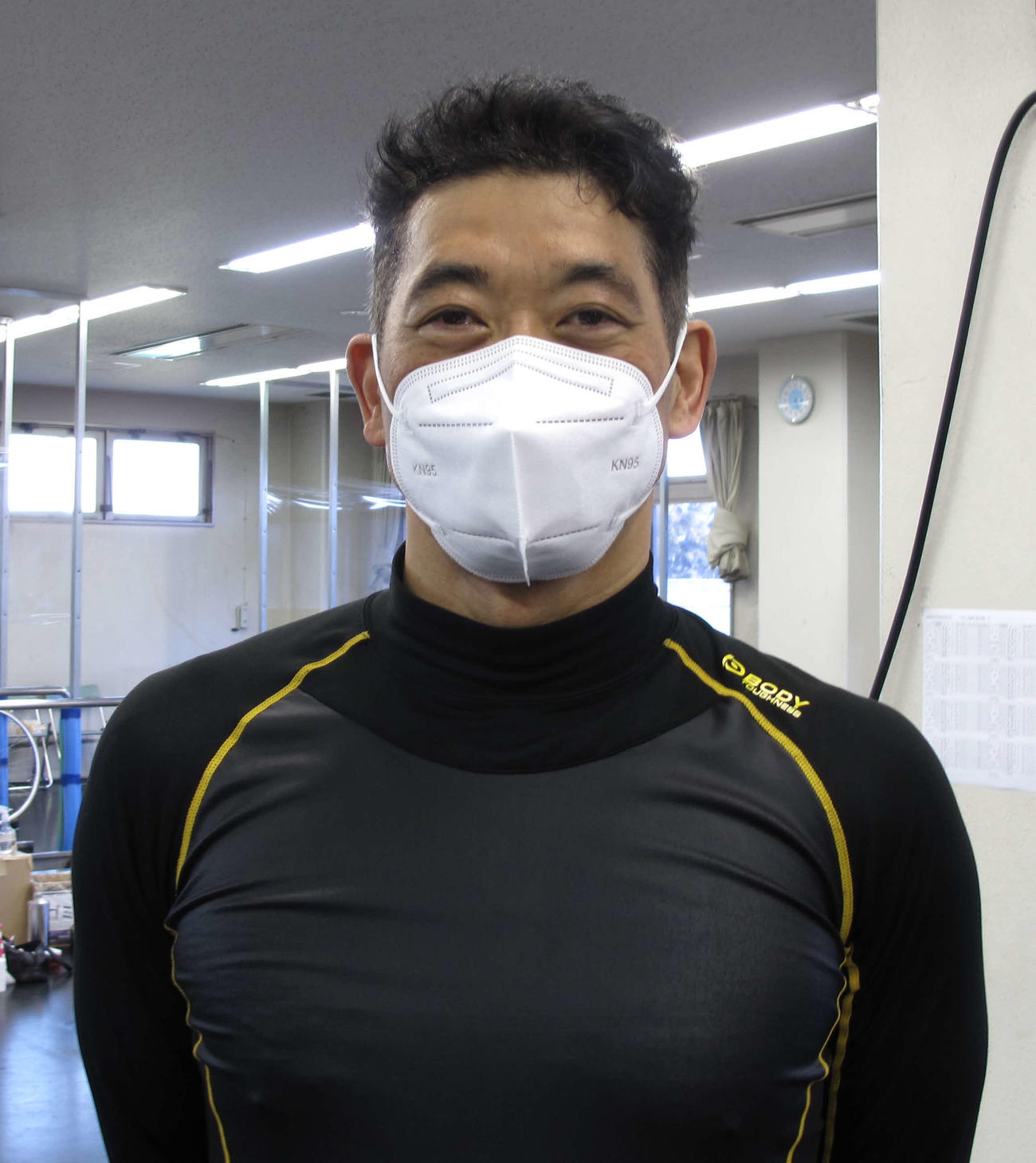神山雄一郎が通算899勝を挙げ、900勝にリーチ