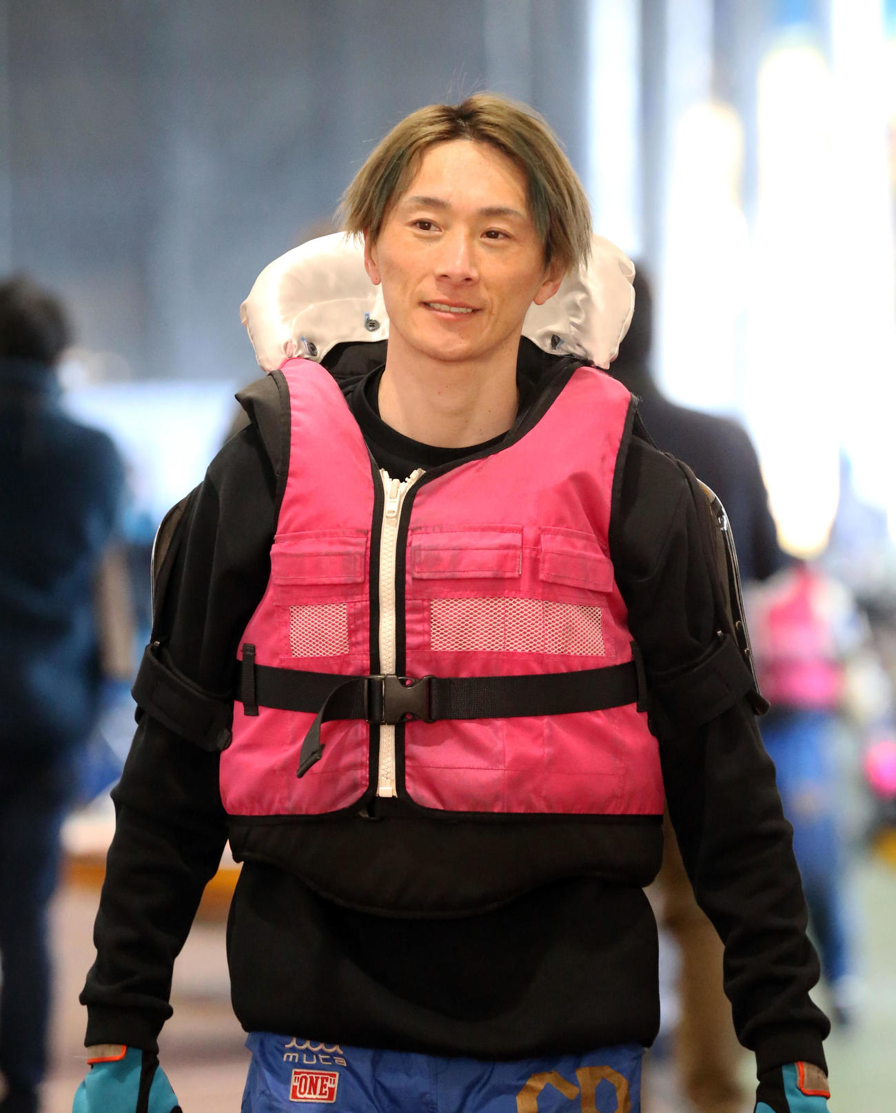 巻き返しを狙う峰竜太（撮影・屋方直哉）