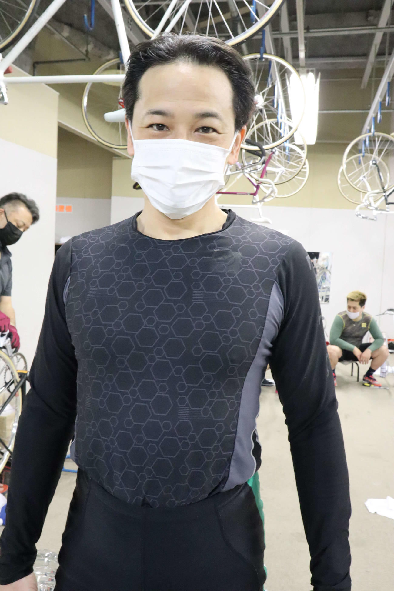 差し足好調な佐野梅一が7年10カ月ぶりのVを狙う（撮影・音無剛）
