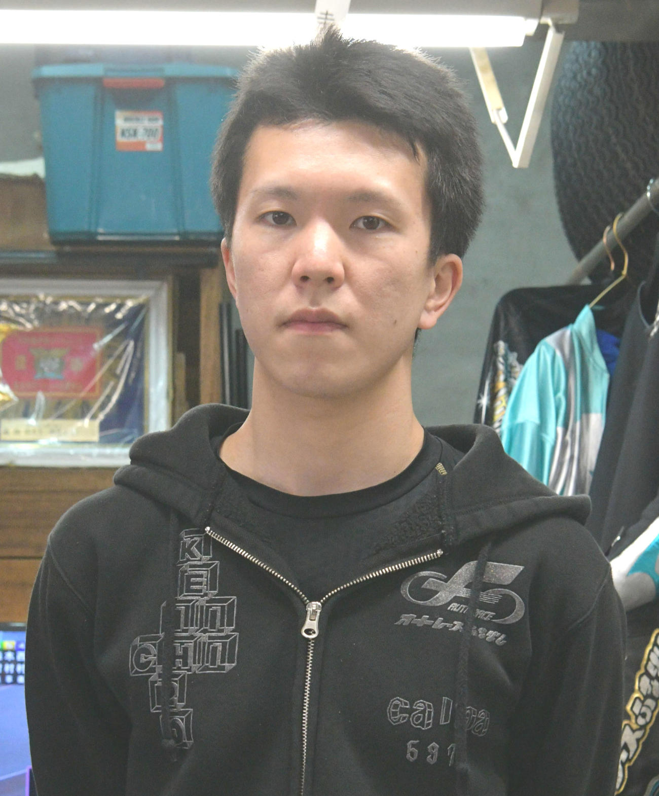 圧倒的なスピードを発揮する鈴木圭一郎