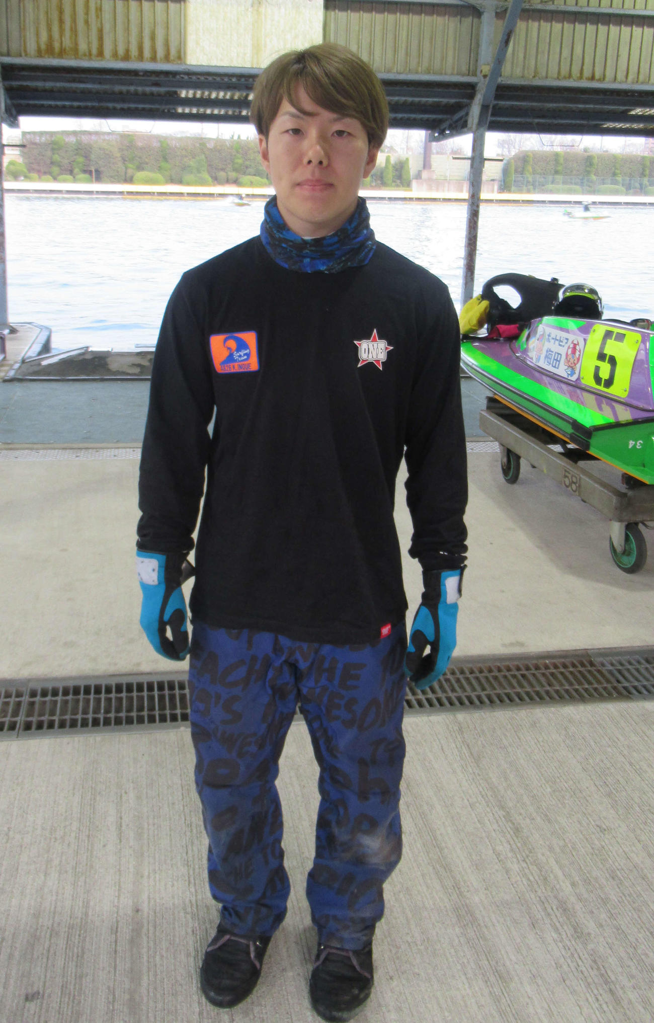 近況絶好調の79号機をゲットした井上一輝（撮影・奈島宏樹）