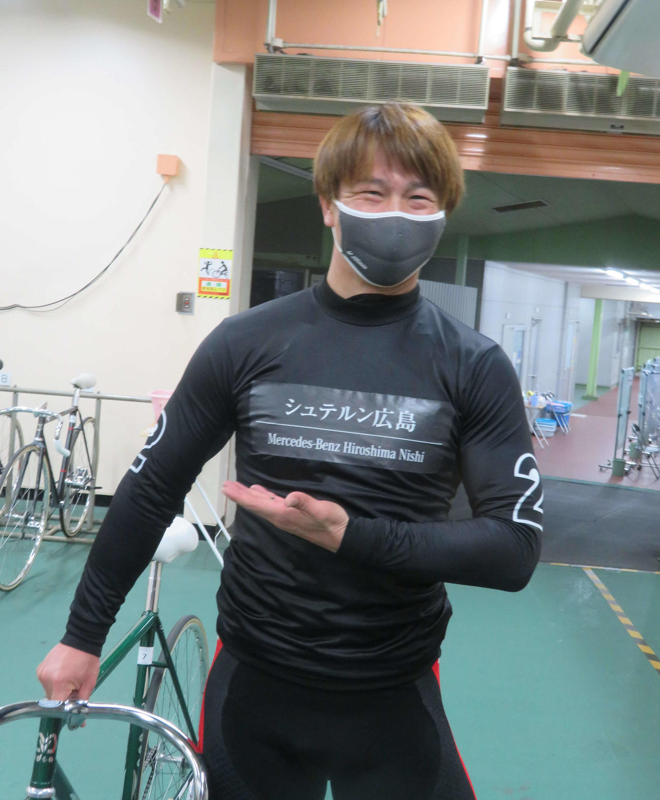 鋭い大川龍二は単騎で優勝を目指す