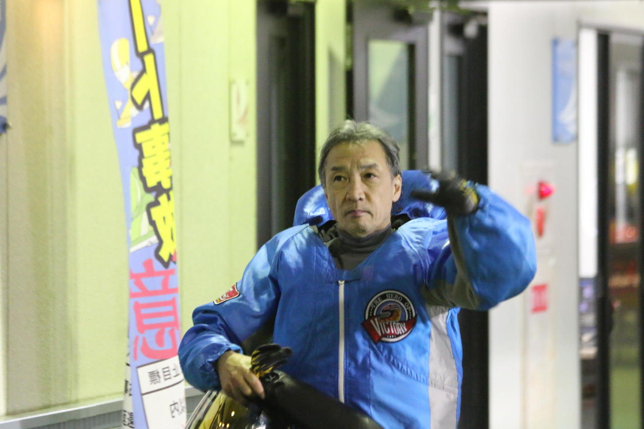 準優10Rは川崎智幸がカド4コースから豪快にまくった