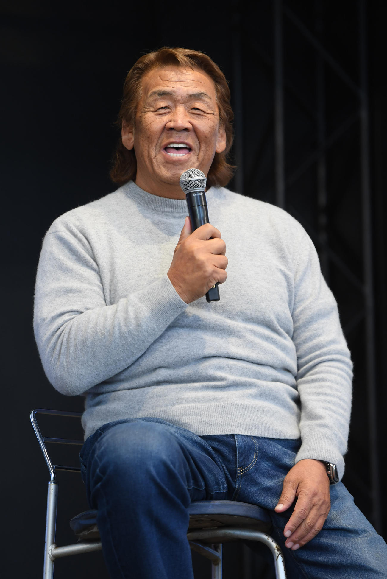 トークショーする長州力（撮影・柴田隆二）