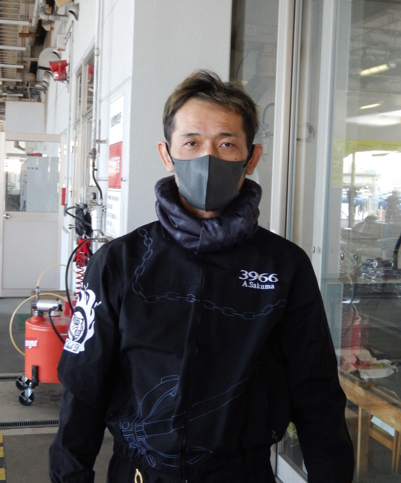 荒れ水面マイスターの作間章が、初日に連勝発進を狙う