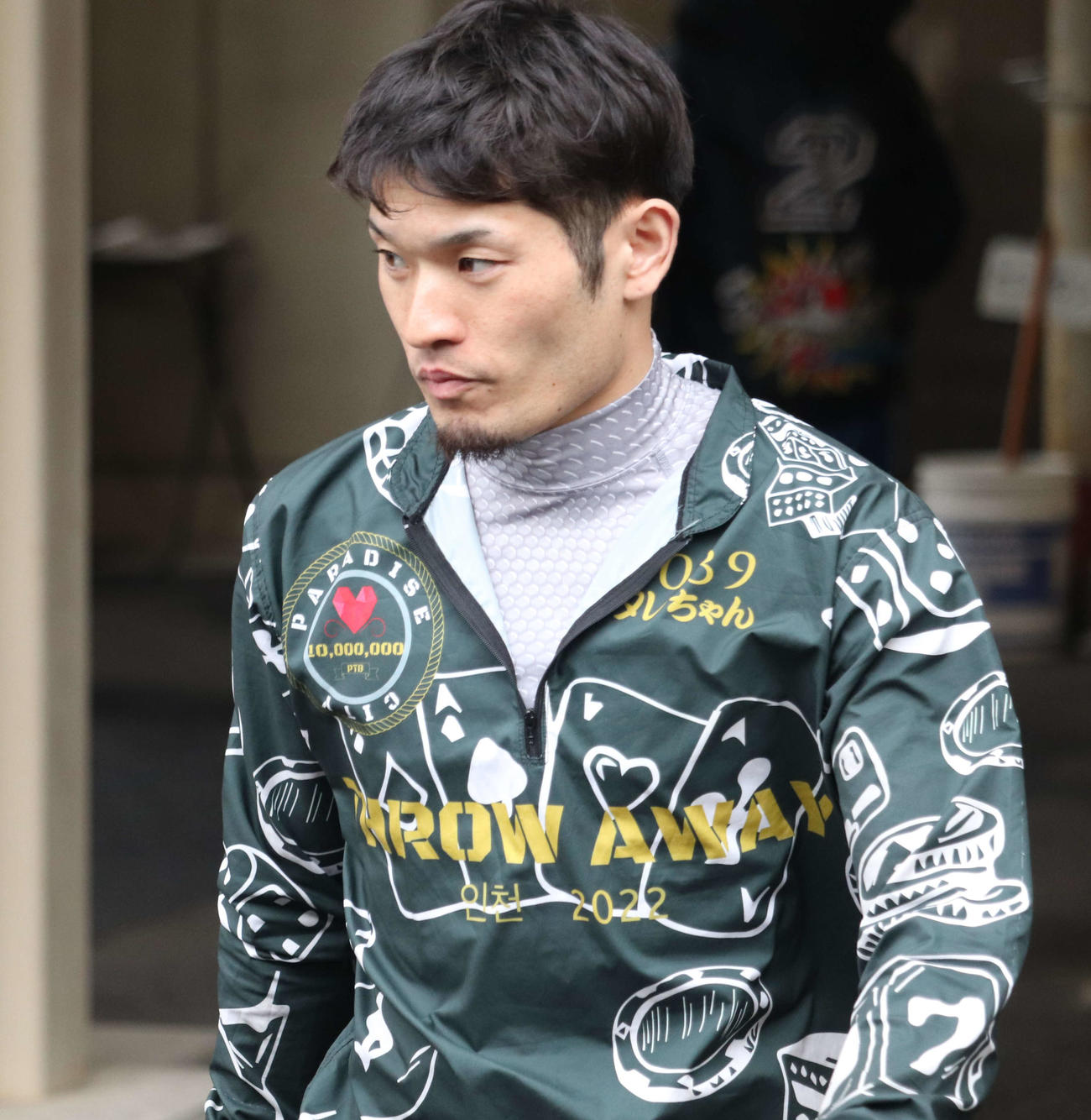 倉田茂将が気迫の攻めをみせる