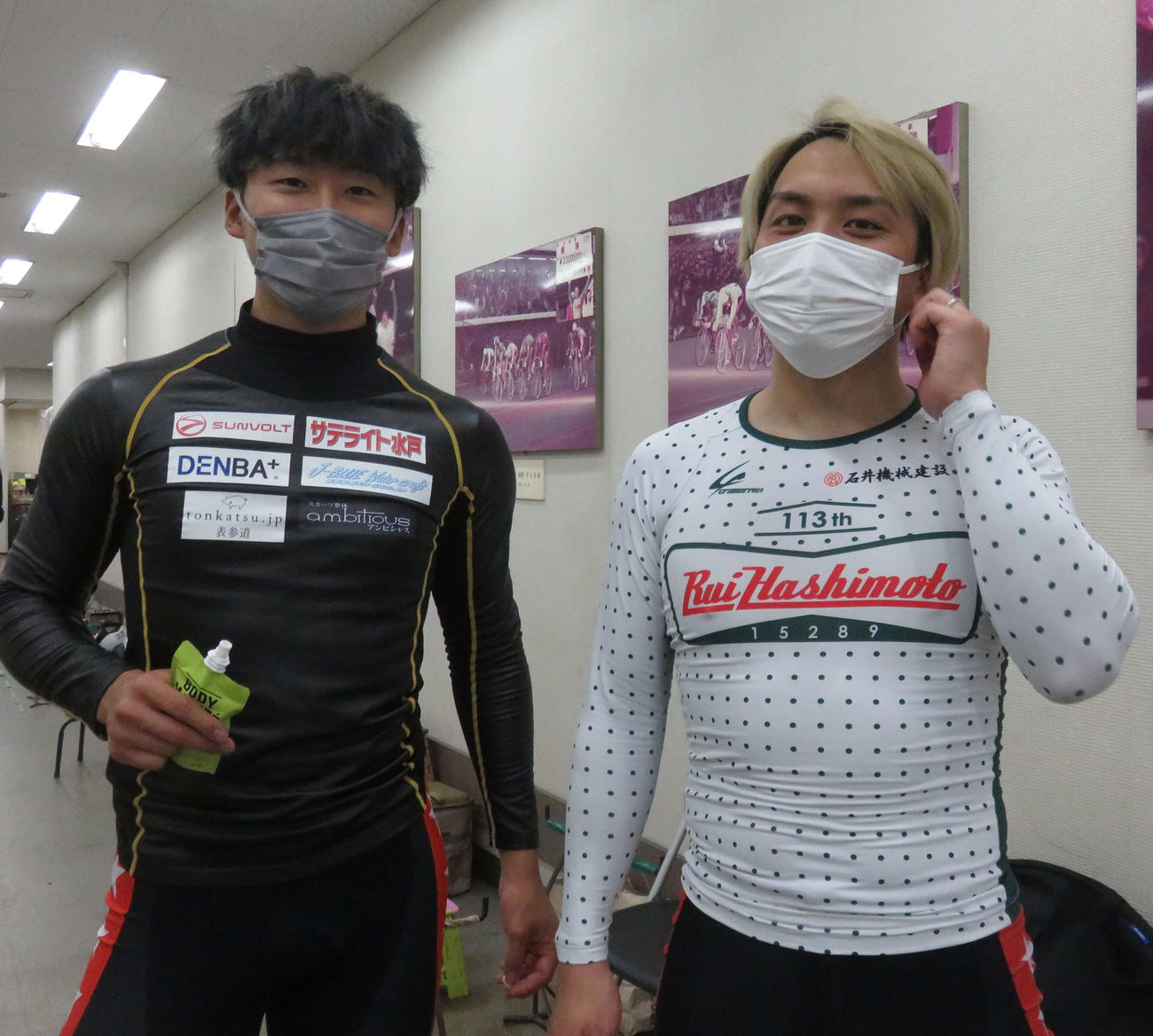 立川競輪　決勝へ抱負を話す真杉匠（左）と橋本瑠偉