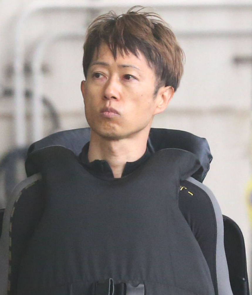 スタートに集中する中岡正彦