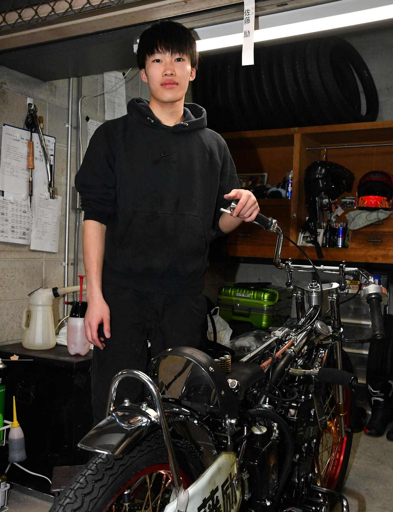 2級車の佐藤励は厳しいH位置を克服して勝ち上がりに挑む