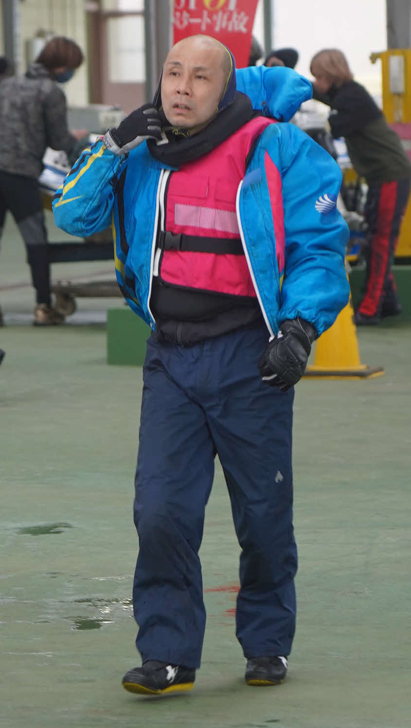 初日快勝の岡部哲が2日目も2、4着にまとめた