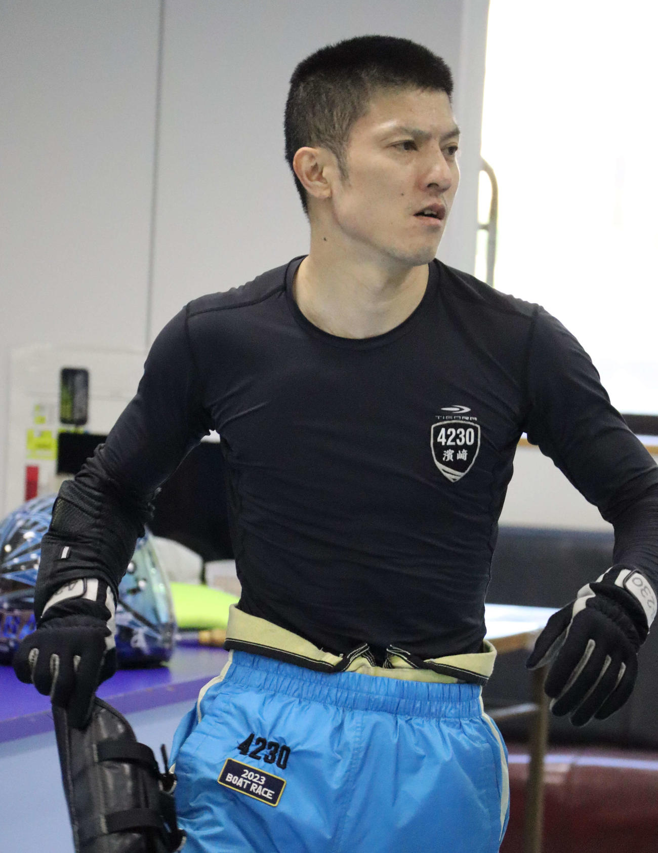 浜崎直矢がパワフルに逃げて優勝を飾る