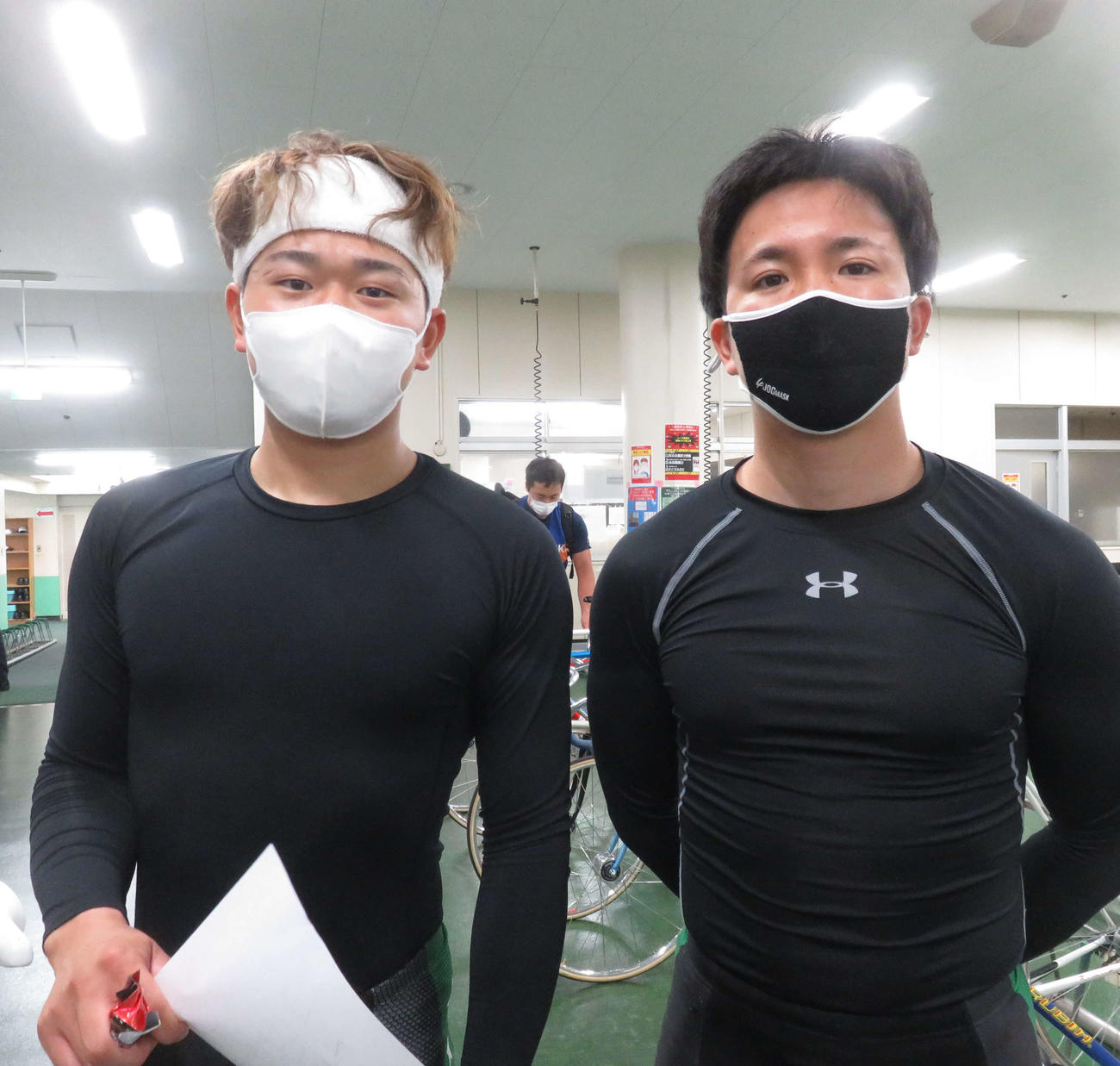 松戸競輪　V争いに意気込む五十嵐綾（左）と菊池翔（撮影・野島成浩）