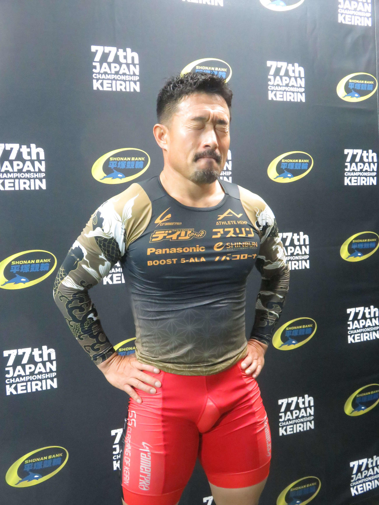 3着に終わった佐藤慎太郎は険しい表情で悔しさをにじませた