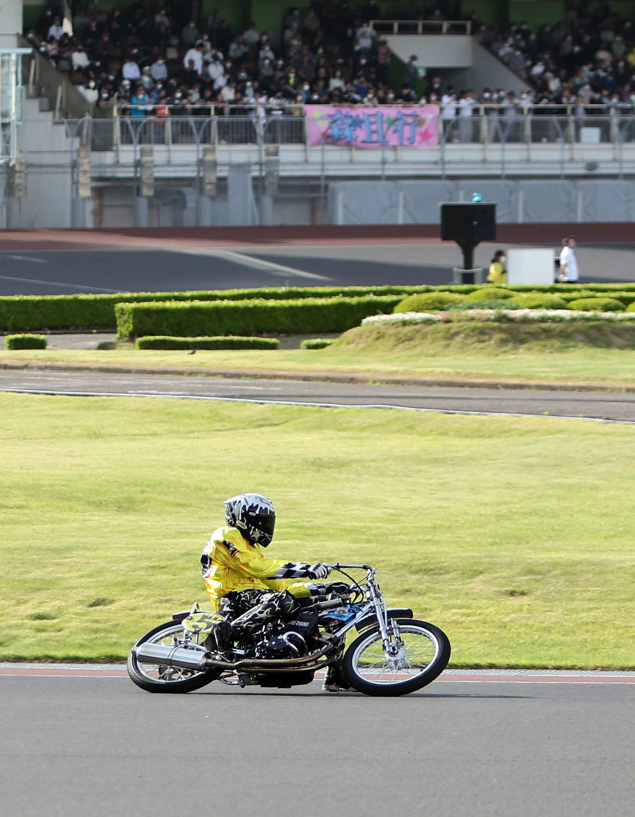 優勝戦に向け試走する森且行（撮影・鈴木正人）