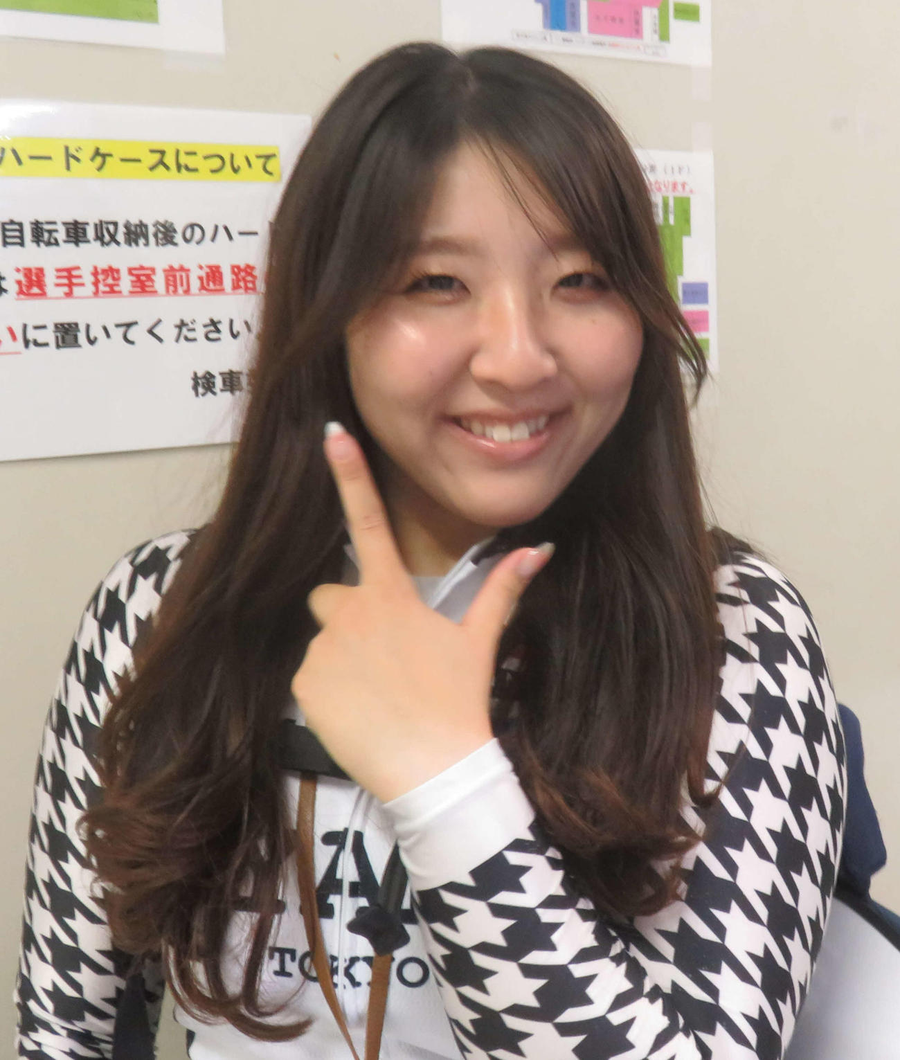 減量の効果が著しい鈴木彩夏（撮影・栗田文人）