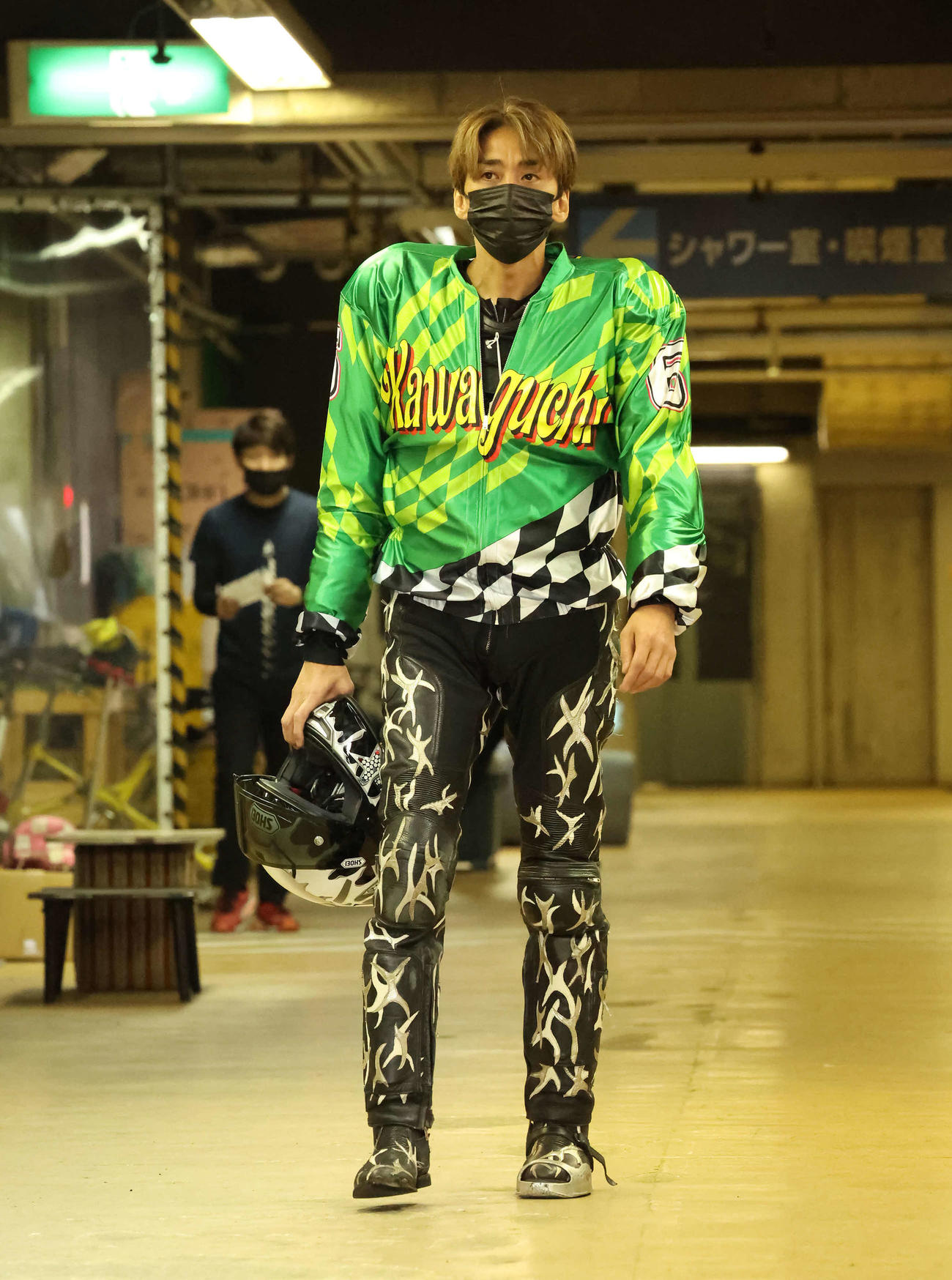 優勝戦12R、レースに臨む森且行（撮影・丹羽敏通）